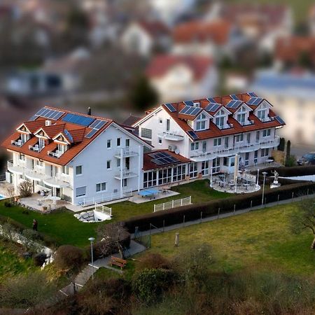 Sporthotel Schoenblick Меерсбург Екстериор снимка