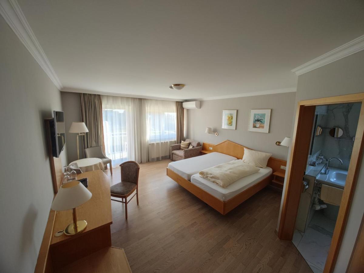 Sporthotel Schoenblick Меерсбург Екстериор снимка