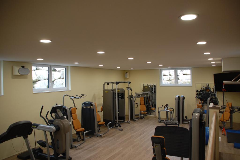 Sporthotel Schoenblick Меерсбург Екстериор снимка